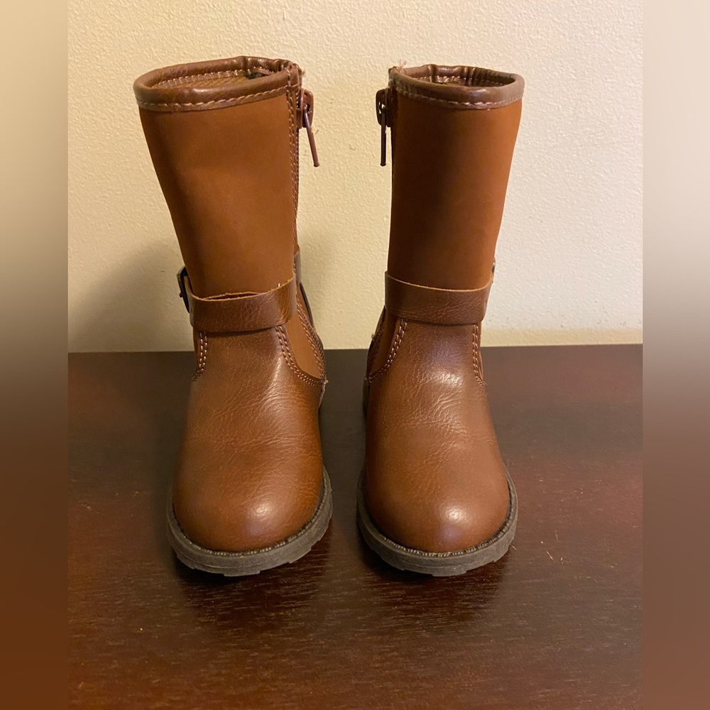 Carter’s Toddlers Winter Boots